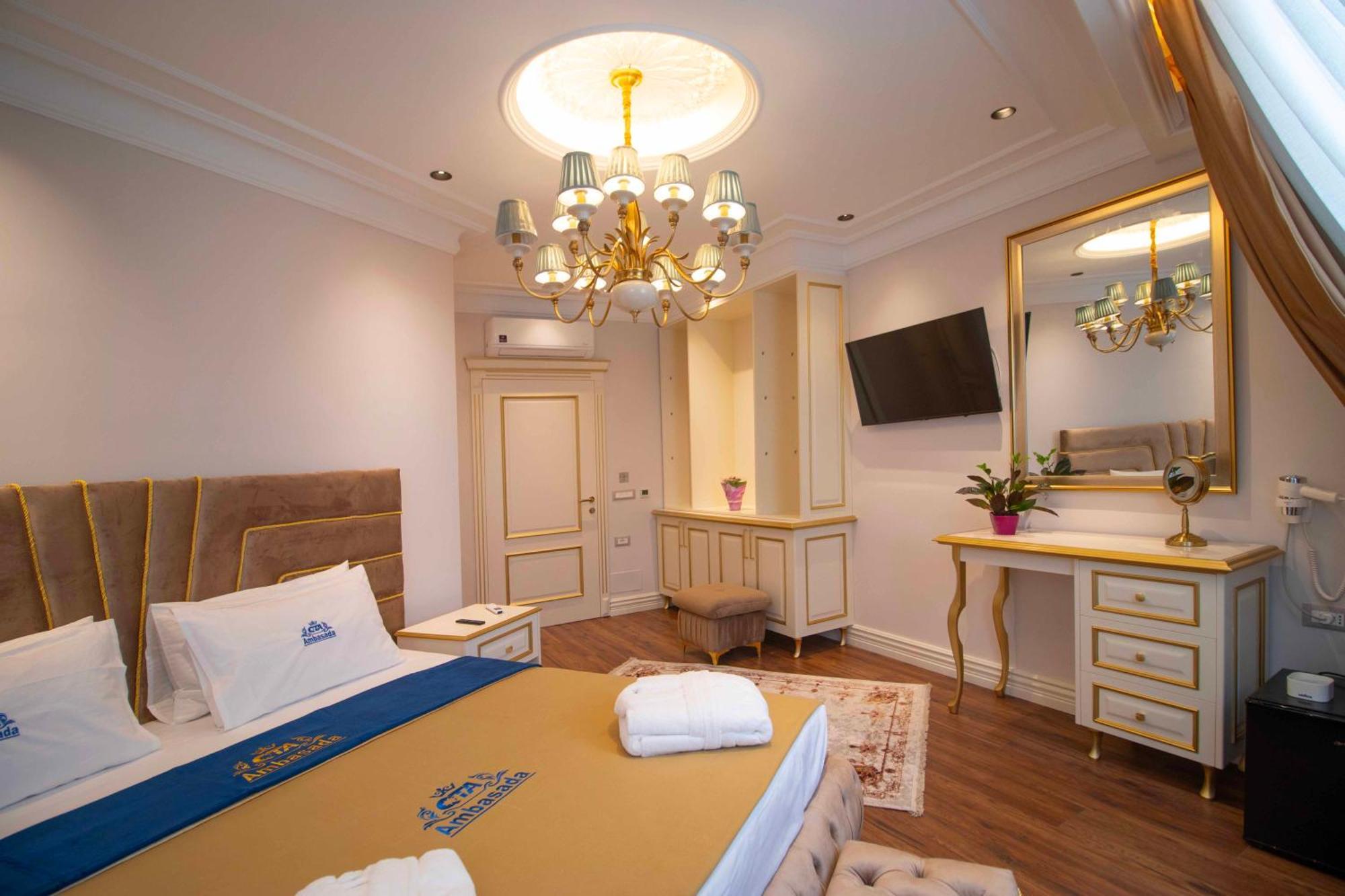 Hotel Ambasada Qta Paskuqan ภายนอก รูปภาพ