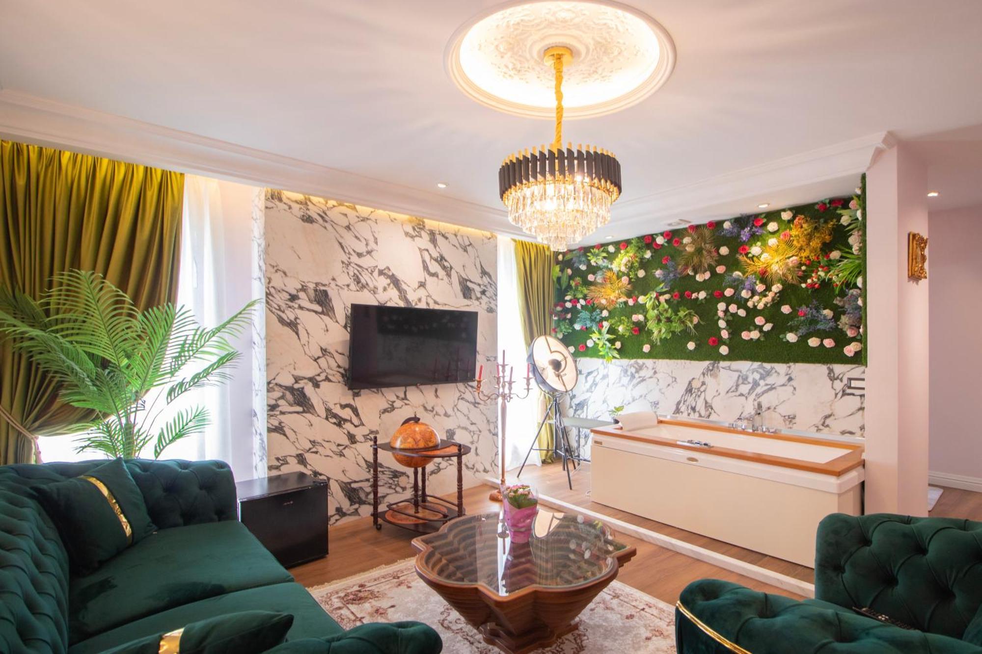 Hotel Ambasada Qta Paskuqan ภายนอก รูปภาพ