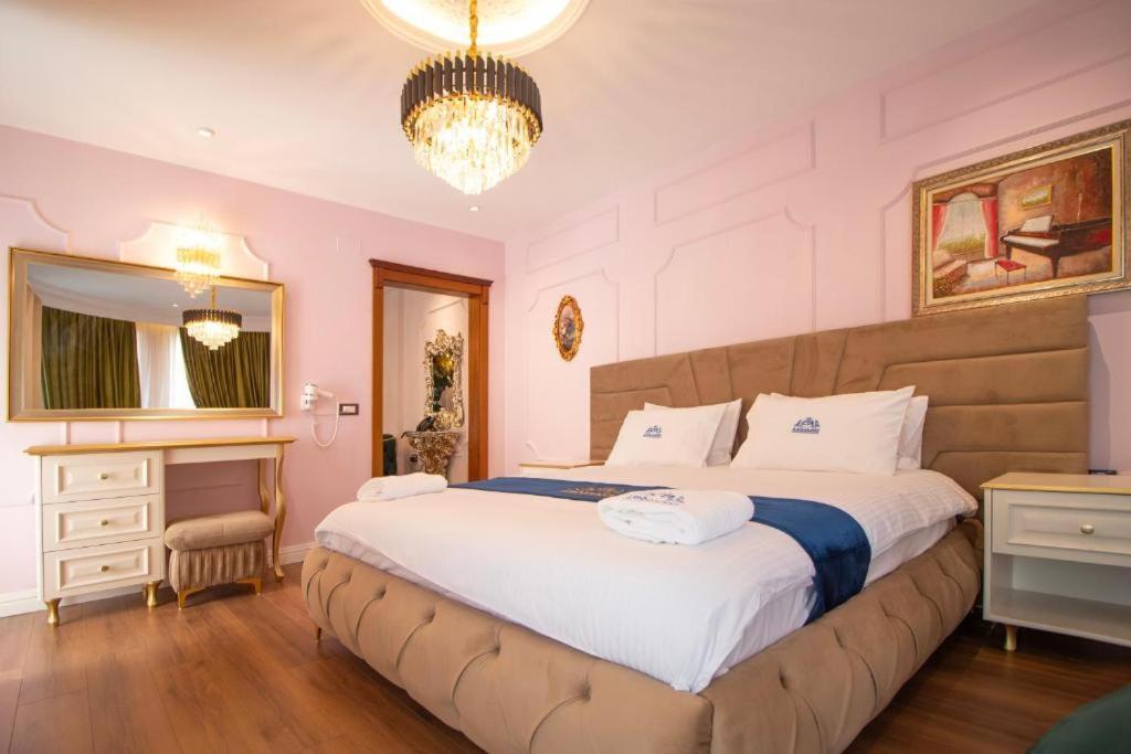 Hotel Ambasada Qta Paskuqan ภายนอก รูปภาพ
