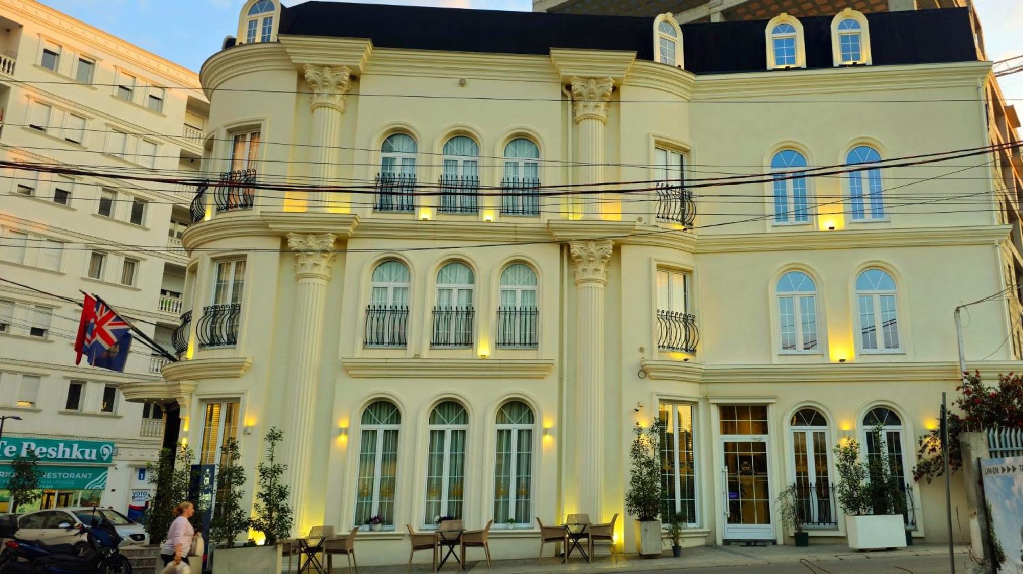 Hotel Ambasada Qta Paskuqan ภายนอก รูปภาพ